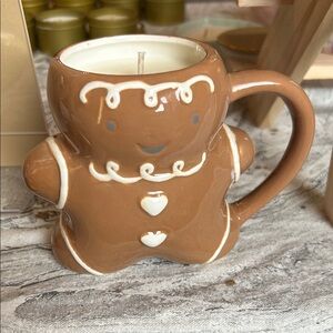 Gingerbread Man Mug Candle